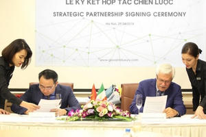 Thành công khi tư duy độc lập và biết "đứng trên vai người khổng lồ" Thành công khi tư duy độc lập và biết "đứng trên vai người khổng lồ"