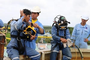 Nhọc nhằn người tìm dầu Nhọc nhằn người tìm dầu