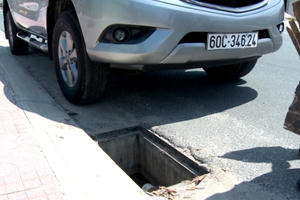 Tiềm ẩn nhiều cơ tai nạn do nắp cống bị lấy cắp tại thị xã Phú Mỹ