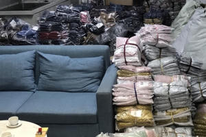 Đà Nẵng: Tạm giữ 1,5 tấn quần áo không nguồn gốc xuất xứ