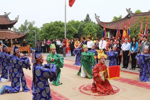 Nhớ ơn công đức Đức Quốc Tổ Lạc Long Quân và Tổ Mẫu Âu Cơ