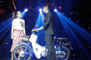 Đào Bá Lộc quyết định bỏ nghề ca hát vì bị bầu show "ăn hiếp"