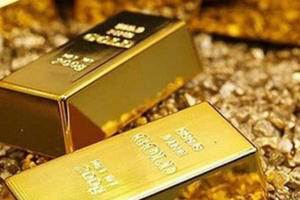 Giá vàng hôm nay 30/12: Đồng USD suy yếu đẩy giá vàng lên cao
