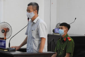 Vụ nguyên Bí thư Bến Cát: Xuất hiện tình tiết mới, HĐXX quyết định nghị án dài ngày