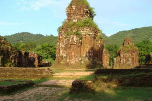 Chuyên gia Ấn Độ tham gia Dự án trùng tu Di sản văn hóa thế giới Mỹ Sơn