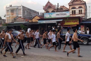 Bị phát hiện trốn trại, học viên cai nghiện siết cổ bảo vệ