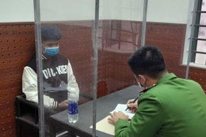 Không có tiền chơi game, thanh niên lẻn vào chùa trộm tiền công đức