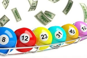 Chú cháu đưa nhau ra tòa, tiền thưa kiện nhiều hơn tiền trúng số