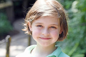 Thần đồng 9 tuổi sắp phá kỷ lục "người nhận bằng đại học trẻ nhất thế giới"