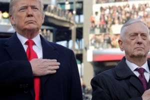 Vì sao Tổng thống Trump không tin tưởng lực lượng tình báo Mỹ?