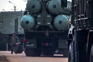 “Rồng lửa” S-400 của Nga khoe sức mạnh vũ bão trong tập trận