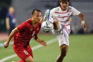 Chung kết bóng đá nam SEA Games 30: Cuộc chiến đường biên