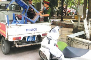 Quản lý trật tự đô thị: Bất cập trong các khu tập thể cũ