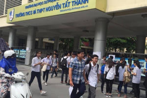 Thi THPT quốc gia 2017: Không lo con trượt, lo con đỗ nhưng không biết đỗ trường nào