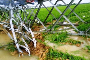 Kiểm tra toàn diện hệ thống đường dây 500Kv đổ sập cột truyền tải