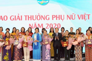 100 chị đạt Doanh nhân nữ ASEAN tiêu biểu, 9 nữ làm Bí thư Tỉnh ủy