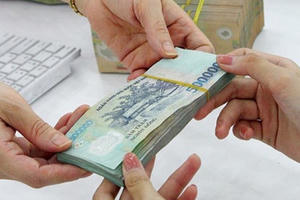 Tiếp tục tăng lương cơ sở từ 1,39 triệu lên 1,49 triệu đồng