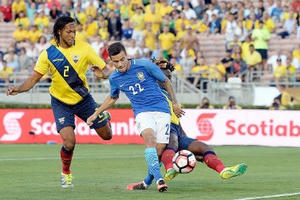 Toàn cảnh Brazil - Ecuador: Bất phân thắng bại