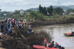 Gia Lai: Tìm thấy thi thể học sinh cấp 2 bị đuối nước dưới sông