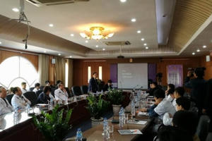 Việt Nam lần đầu tiên mổ cột sống sử dụng Hệ thống theo dõi thần kinh