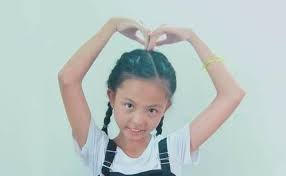 Nữ sinh 11 tuổi trốn gia đình lên chùa ở