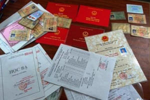 Không để cái giả lộng hành