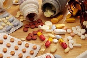 Tân dược nhập lậu tràn lan: Sức khỏe người dân đi về đâu?