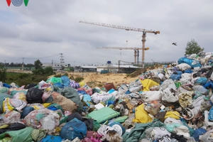 Rác thải bủa vây các xã ven biển Quảng Nam