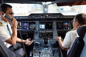 Nhận lương hàng trăm triệu mỗi tháng, phi công Vietnam Airlines vẫn bỏ đi?