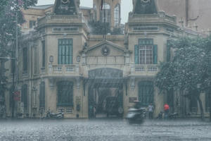 Dự báo thời tiết ngày 18/6: Hà Nội mưa lớn kéo dài, nhiệt độ cao nhất 31 độ C