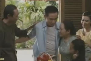 Xúc động rơi nước mắt với clip Tết đoàn viên
