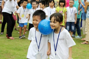 Nghỉ hè: Niềm vui trẻ con, nỗi lo người lớn