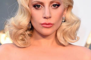 Nghệ sĩ nào có thu nhập "khủng" nhất trong thập kỷ qua?