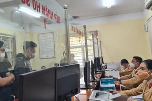 Lệ phí trước bạ được giảm 50%: Một ngày cấp mới hơn 1.000 biển kiểm soát