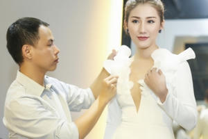 Bảo Như chọn trang phục dạ hội cho đêm chung kết HH Liên lục địa 2016