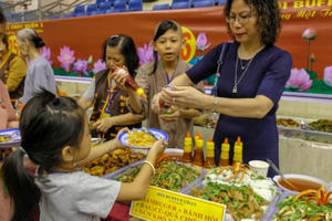 Ngày hội Buffet chay gây Quỹ “Vì người nghèo” tết Canh Tý 2019