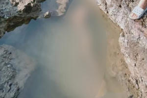 Tìm thấy thi thể học sinh bị sóng cuốn mất tích