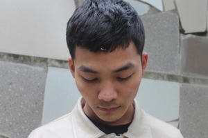 Chia tay xong, đến nhà người yêu cũ khoắng sạch tài sản