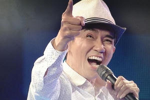 Cô đơn giữa chốn… showbiz