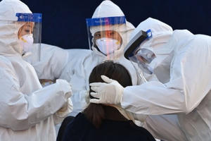 Hàn Quốc có nguy cơ "vỡ trận" vì Covid-19 do chủ quan