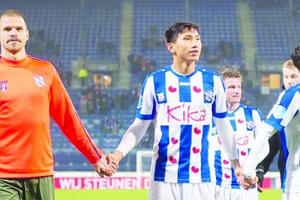 Bầu Hiển để Đoàn Văn Hậu ở lại Heerenveen với điều kiện nào?