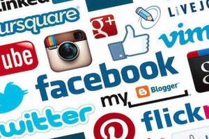 Công chức dùng ảnh, tên thật trên mạng xã hội Công chức dùng ảnh, tên thật trên mạng xã hội