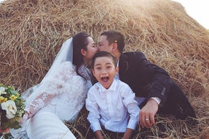 Đổi họ của các con sang họ của ba dượng có được không?