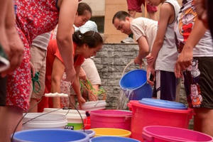 10.000 cư dân Tân Tây Đô đang "khát khô cổ" vì mất nước sinh hoạt