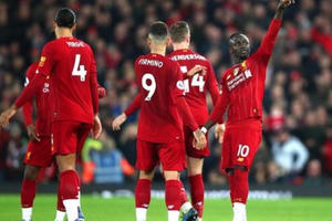 Liverpool 1-0 Wolves: Dấu ấn của Mane và dấu ấn của VAR