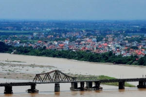 Siêu dự án sông Hồng: Thủ tướng "chưa xem xét", Bộ tiếp tục nghiên cứu sâu hơn!