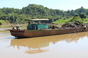 Thu hồi giấy phép do để xảy ra sạt lở ở sông Đồng Nai