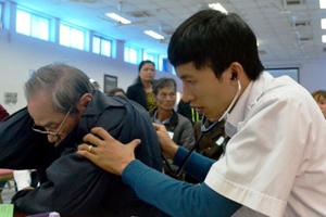 Bệnh viện Bạch Mai khám, tư vấn miễn phí bệnh hen phế quản