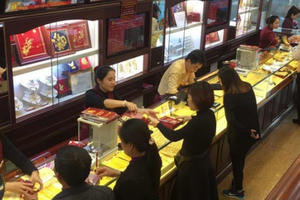 Giá vàng hôm nay 19/12: Tăng giá với nhiều tín hiệu tích cực