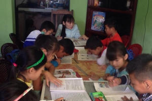 Nam Định: Nghị lực phi thường của cô giáo xương thủy tinh